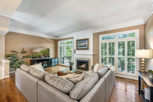 Stonegate Townhome - Updated 3BR/3.5BA w garage