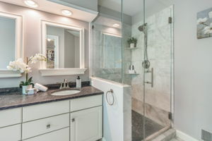 Ensuite Primary Bathroom