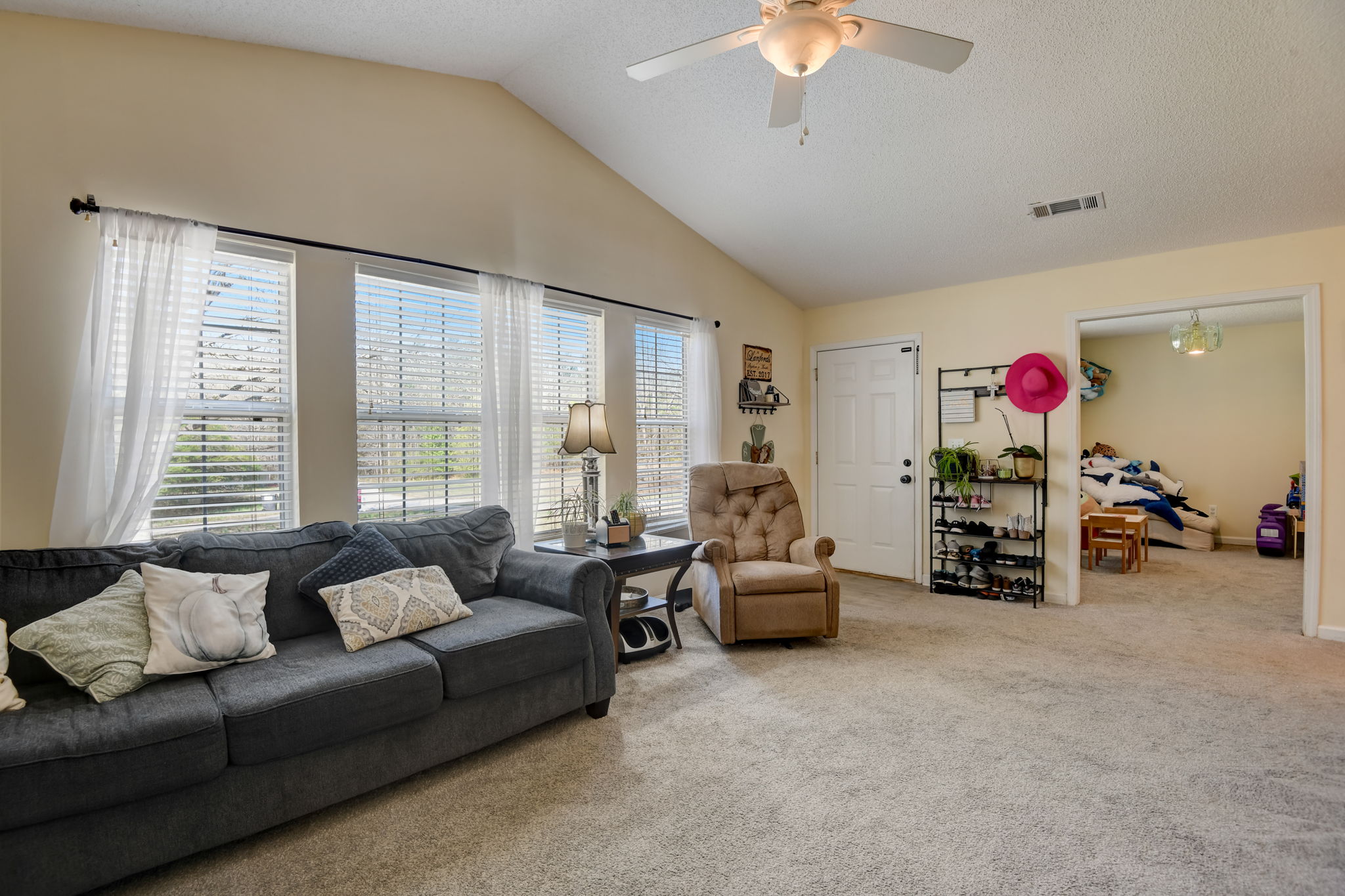 Happy Valley Cir-007