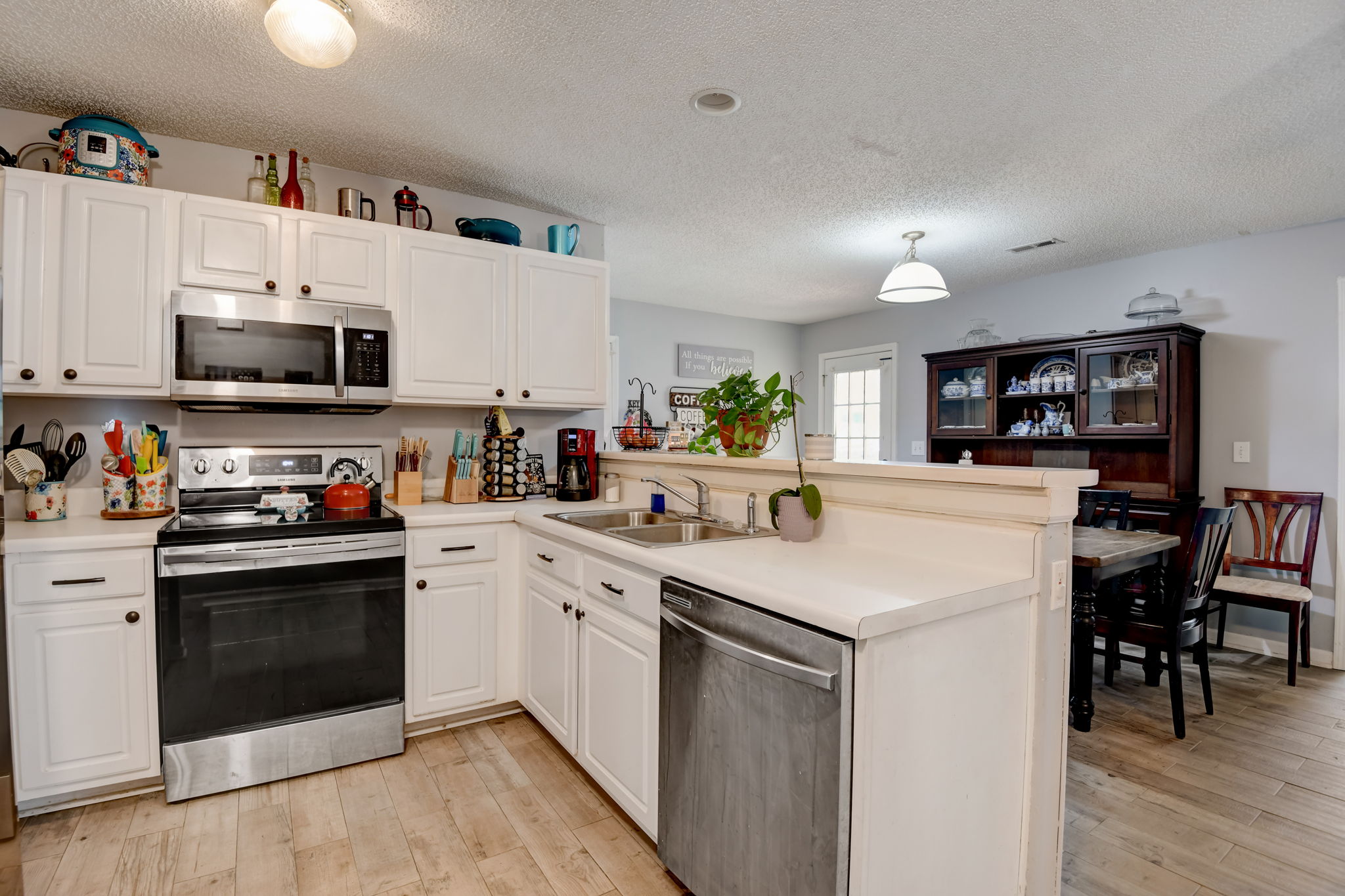 Happy Valley Cir-015