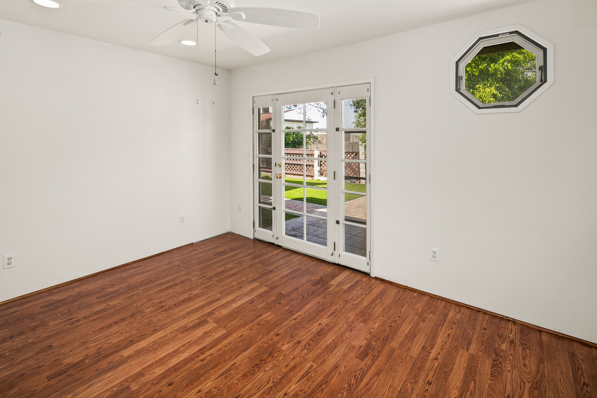 4674 Mount Laudo Dr-48