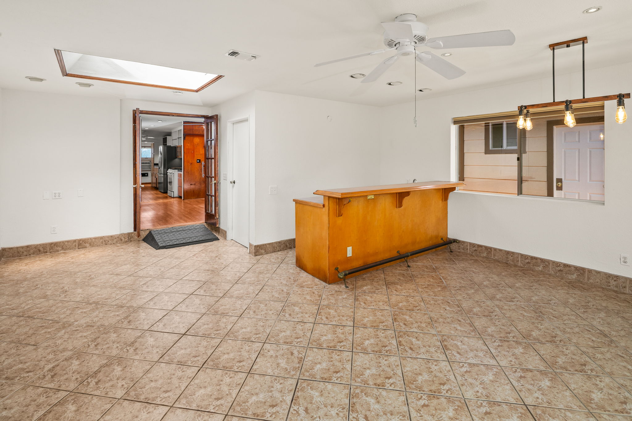 4674 Mount Laudo Dr-41