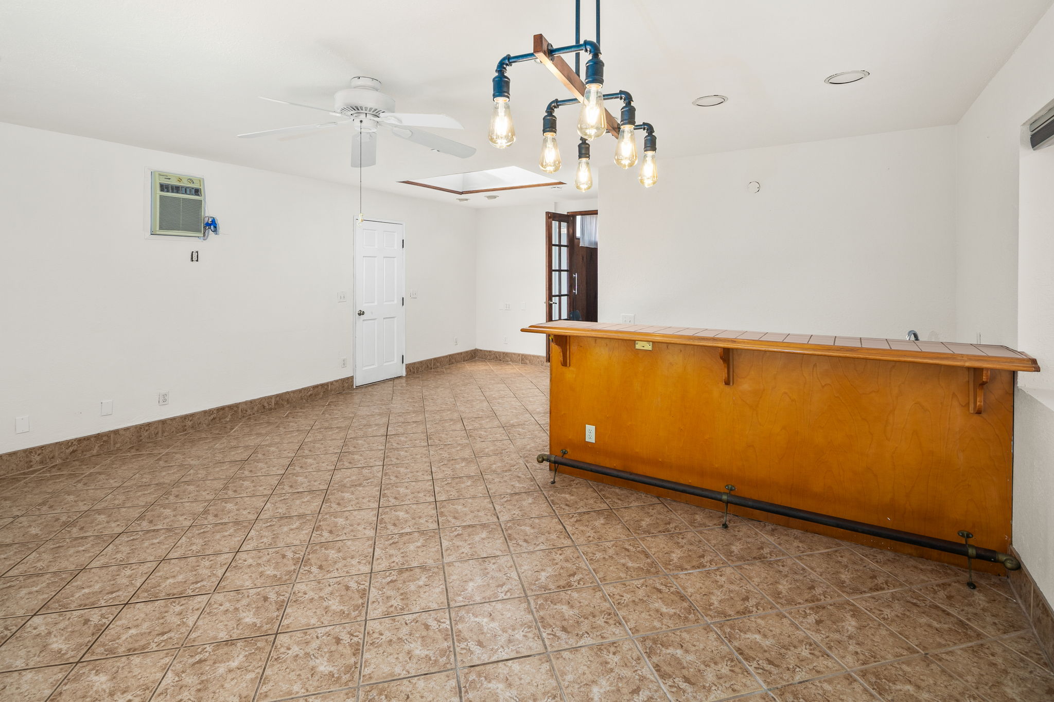 4674 Mount Laudo Dr-39