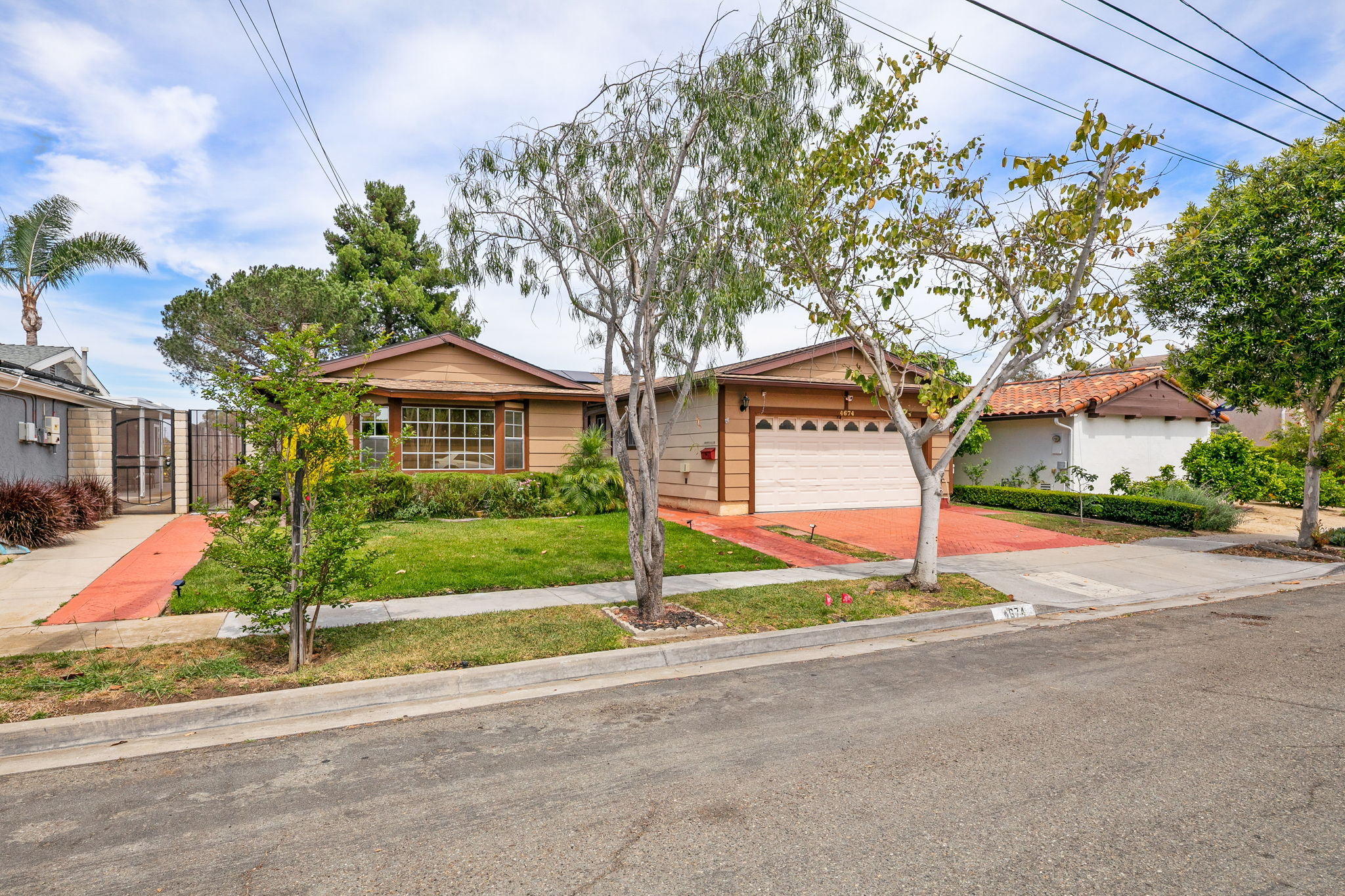 4674 Mount Laudo Dr-1