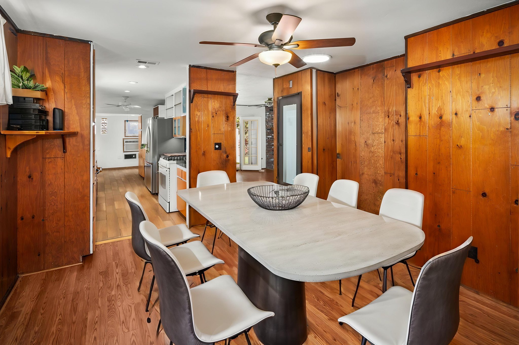 4674 Mount Laudo Dr-29 virtually staged.jpeg