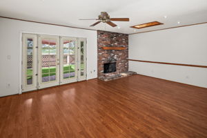 4674 Mount Laudo Dr-16