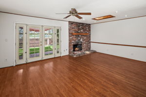 4674 Mount Laudo Dr-15