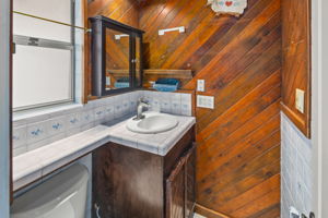 4674 Mount Laudo Dr-10