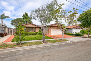 4674 Mount Laudo Dr-1