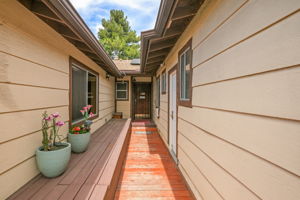 4674 Mount Laudo Dr-5