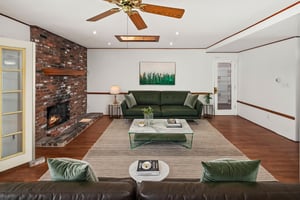 4674 Mount Laudo Dr-20 virtually staged.jpeg