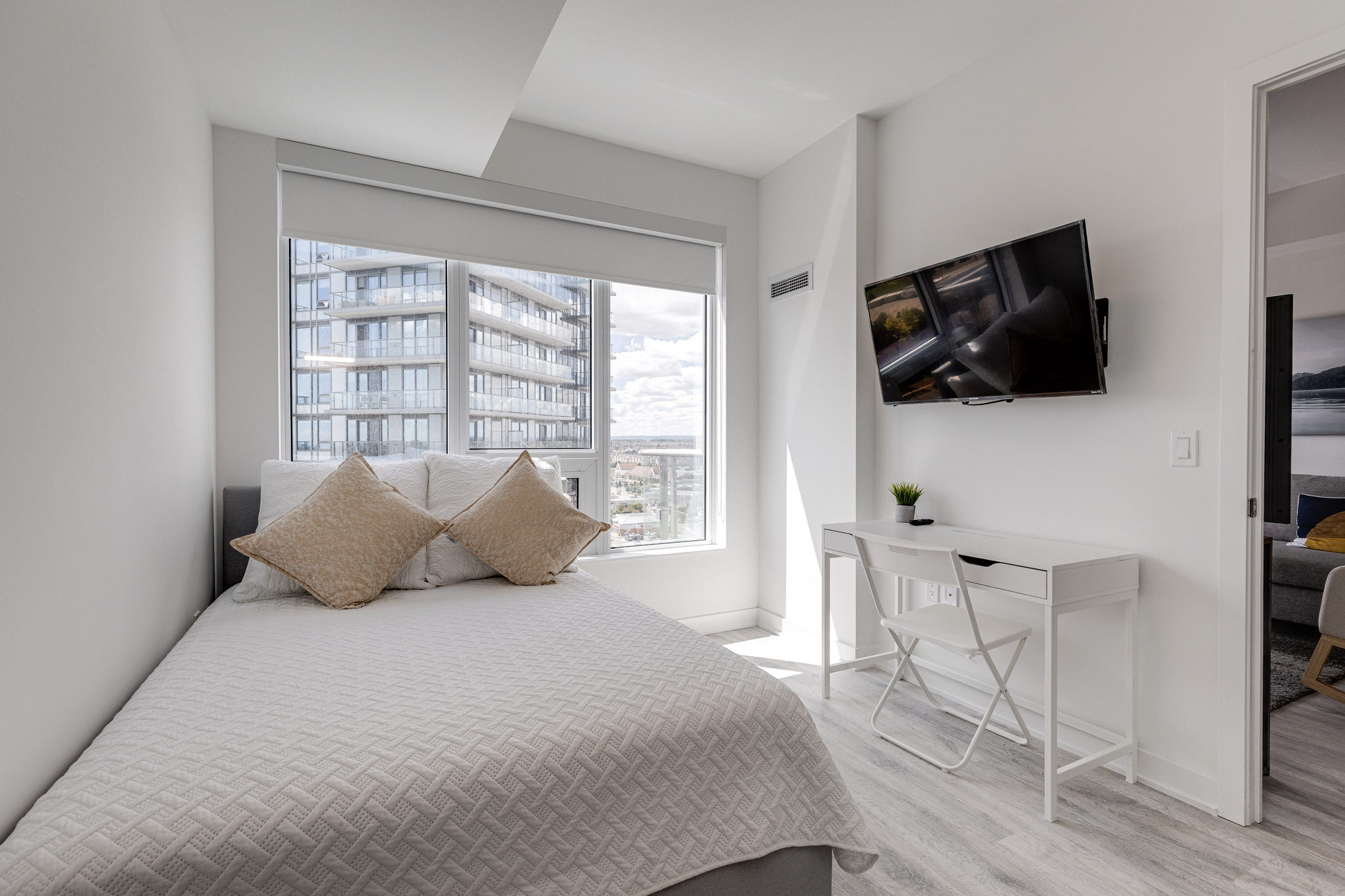 Mississauga property showcase — delivered property photograph 10