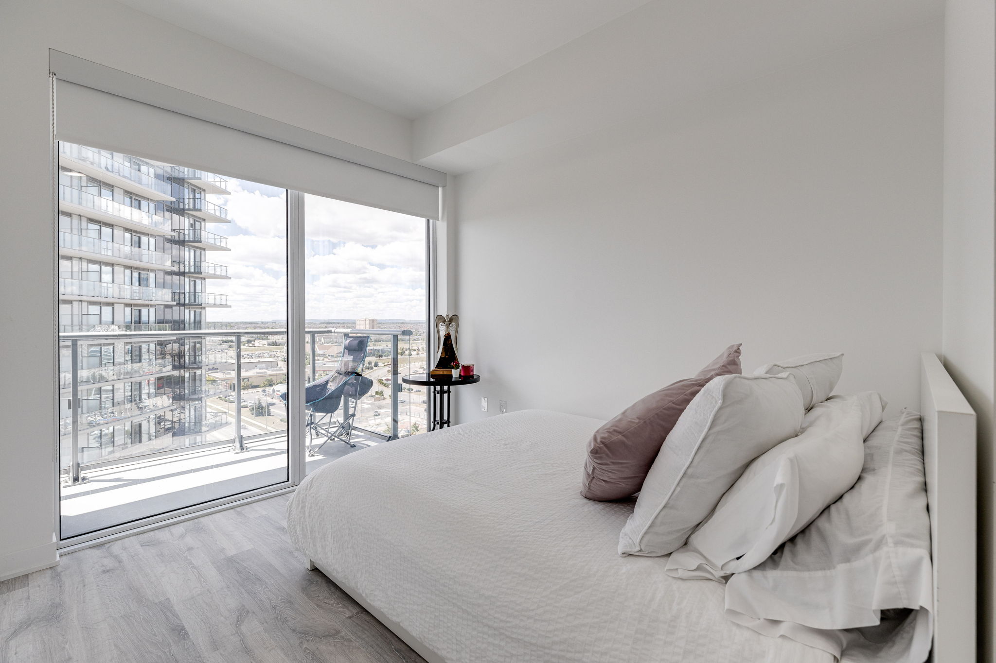 Mississauga property showcase — delivered property photograph 7