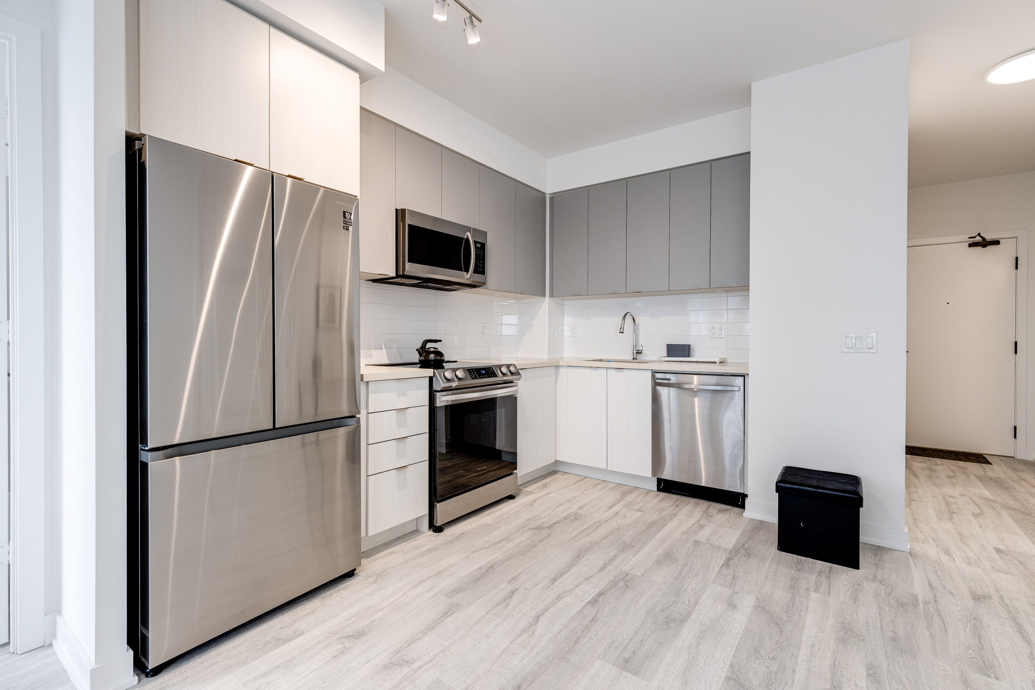 Mississauga property showcase — delivered property photograph 4