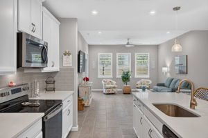 Kitchen 3 of 4