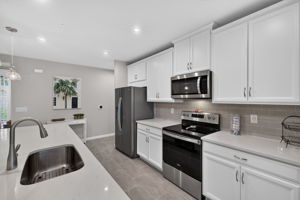 Kitchen 4 of 4