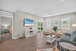 Living Room 2 of 4