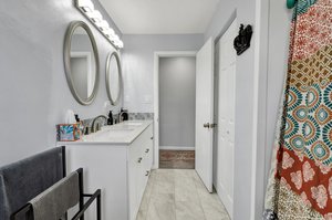  Photo 23