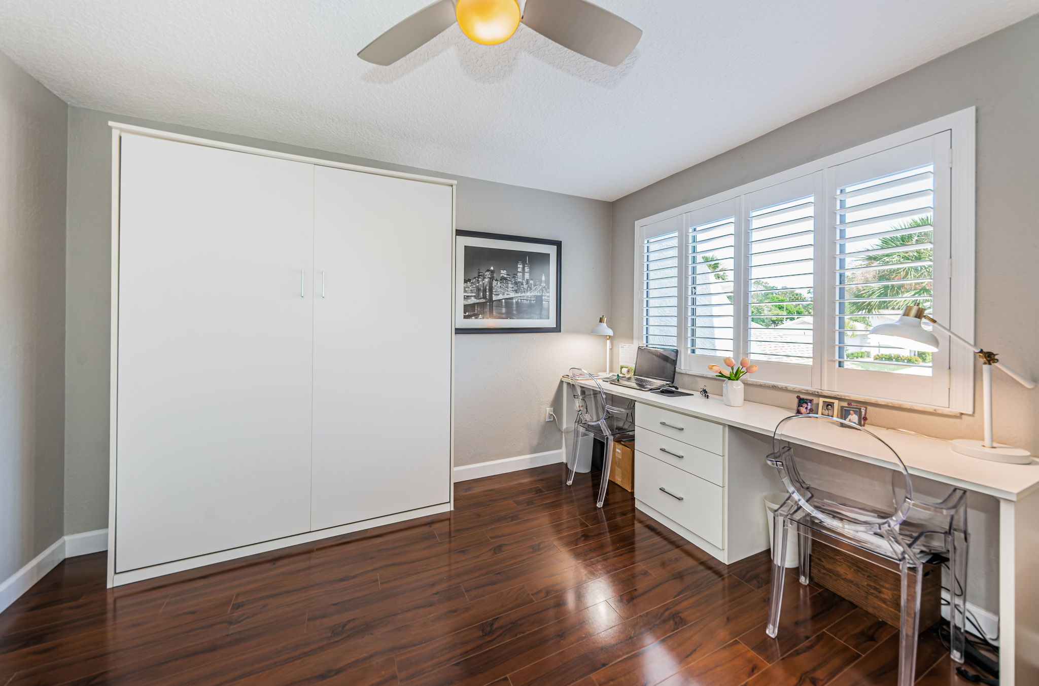 Upper Level Bedroom2b