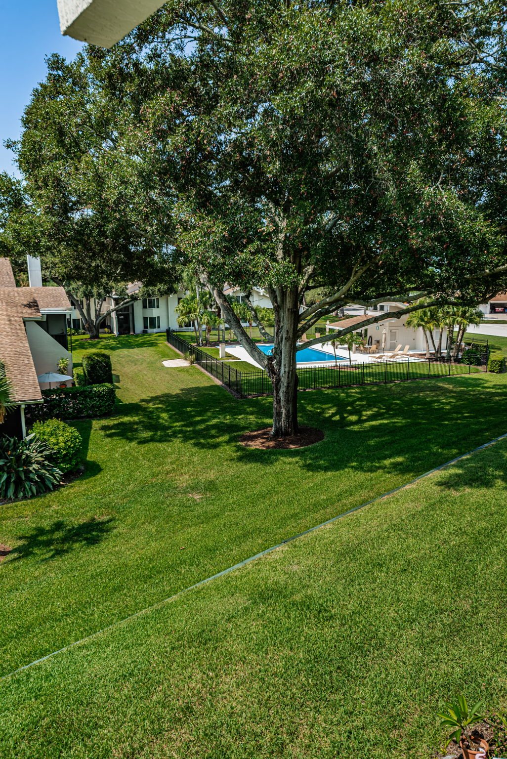 Upper Level Master Bedroom Balcony View4