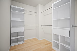 Master Walking Closet