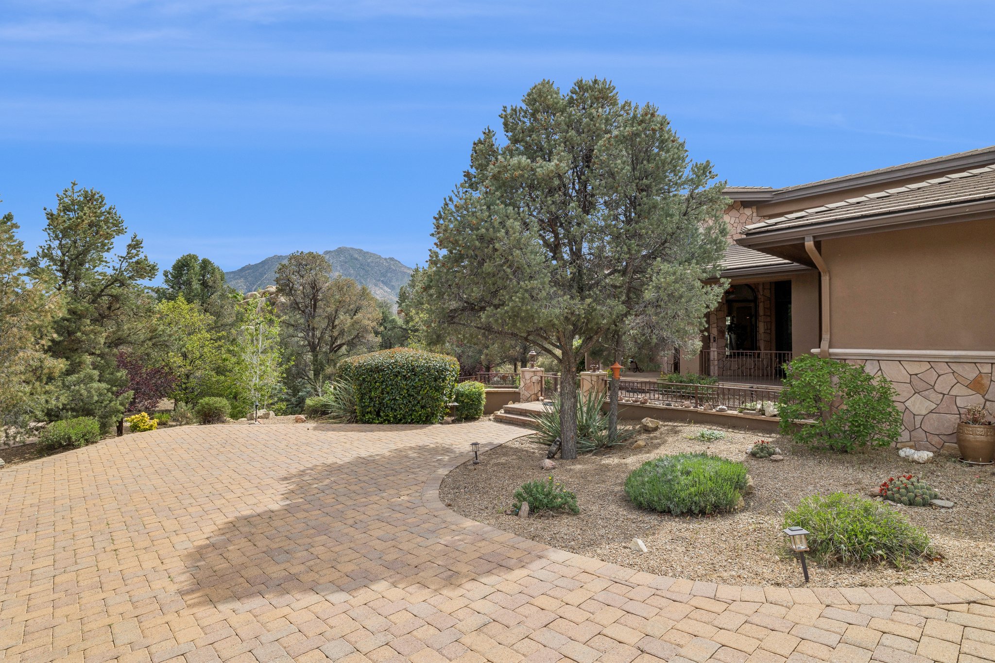 4680 W Distant View Trail - 005 (2).jpg