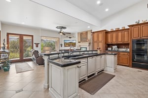 4680 W Distant View Trail - 015.jpg