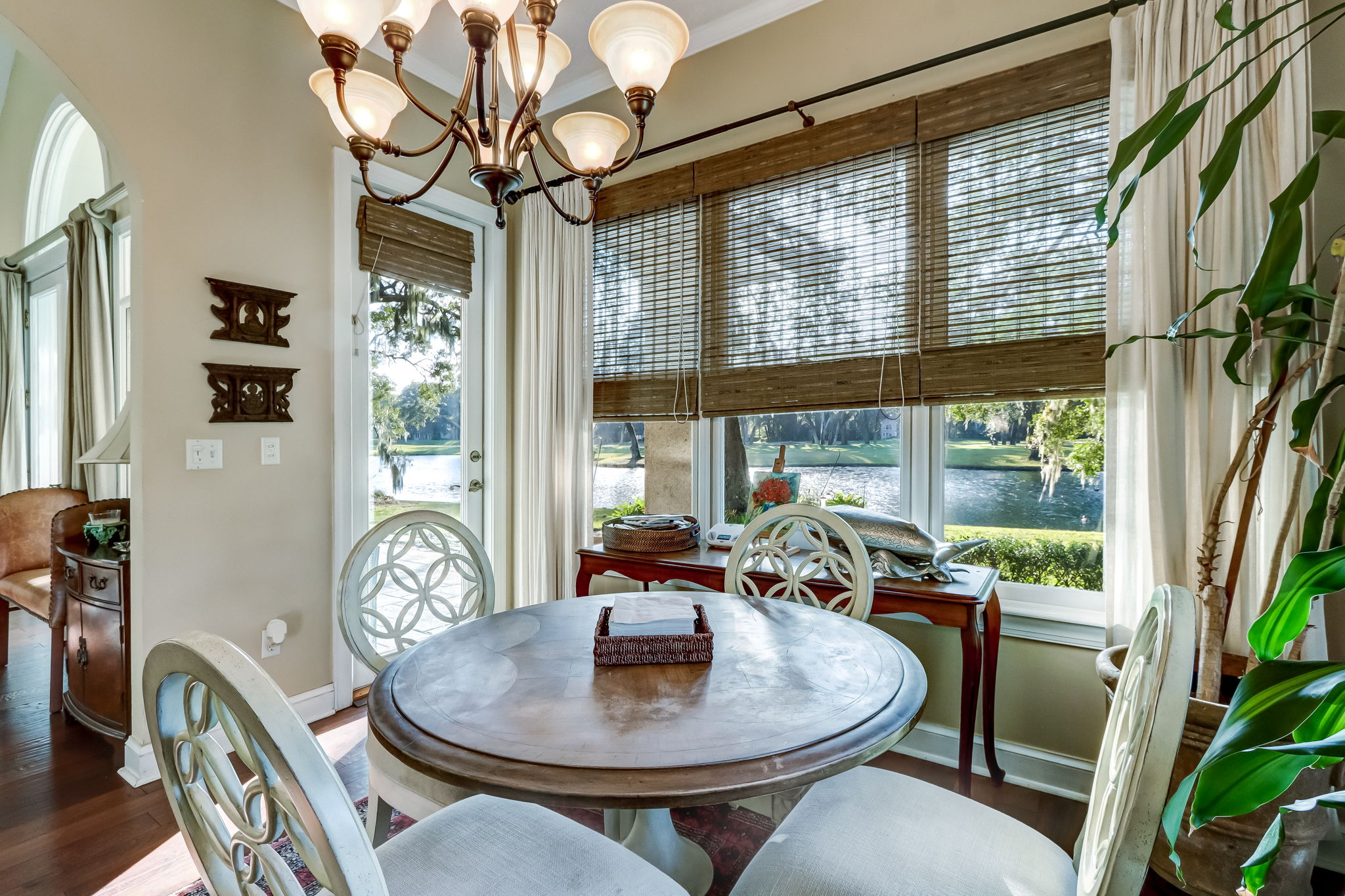 Breakfast Nook