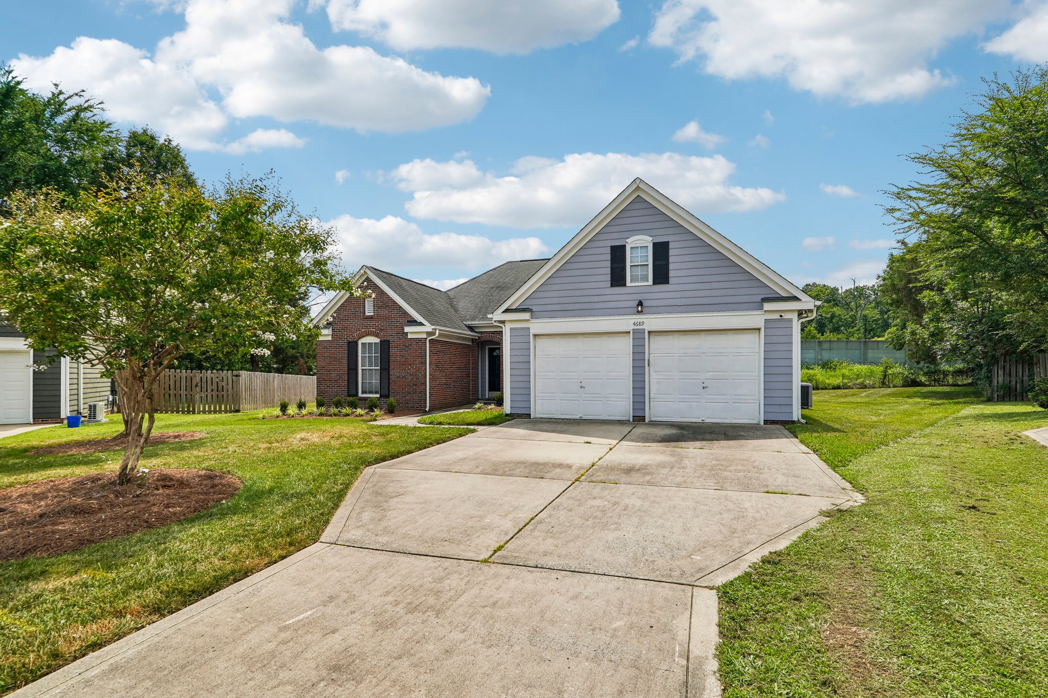 Wycliff Ct-S1107-003.jpg