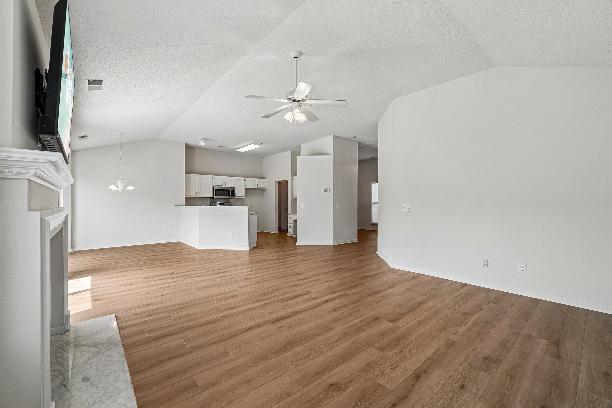 Wycliff Ct-S1107-013.jpg