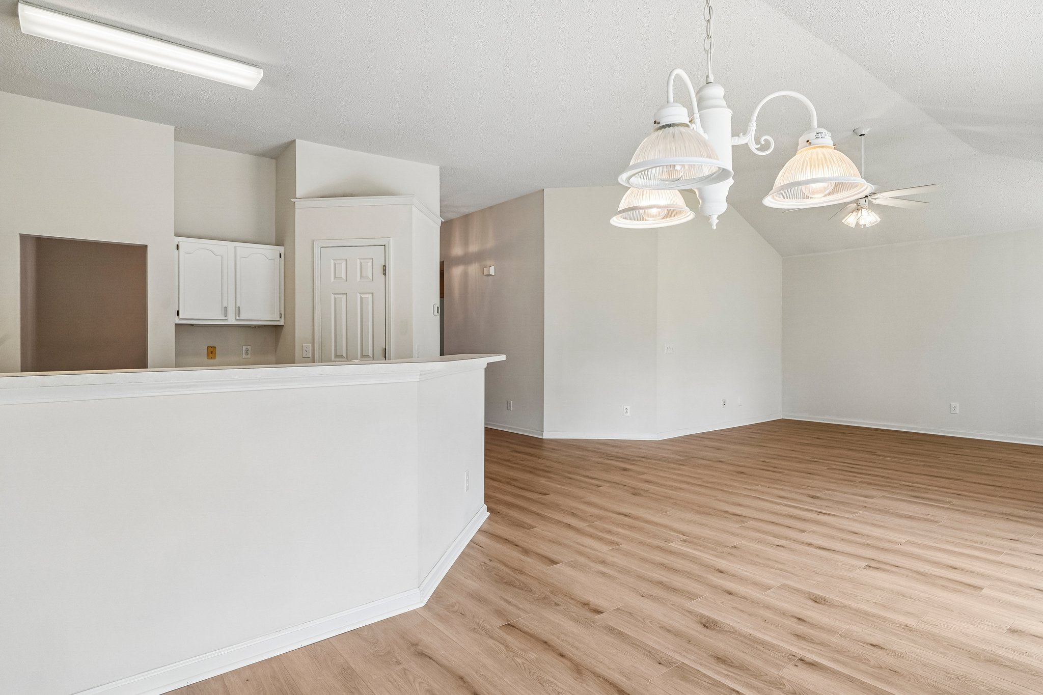 Wycliff Ct-S1107-015.jpg