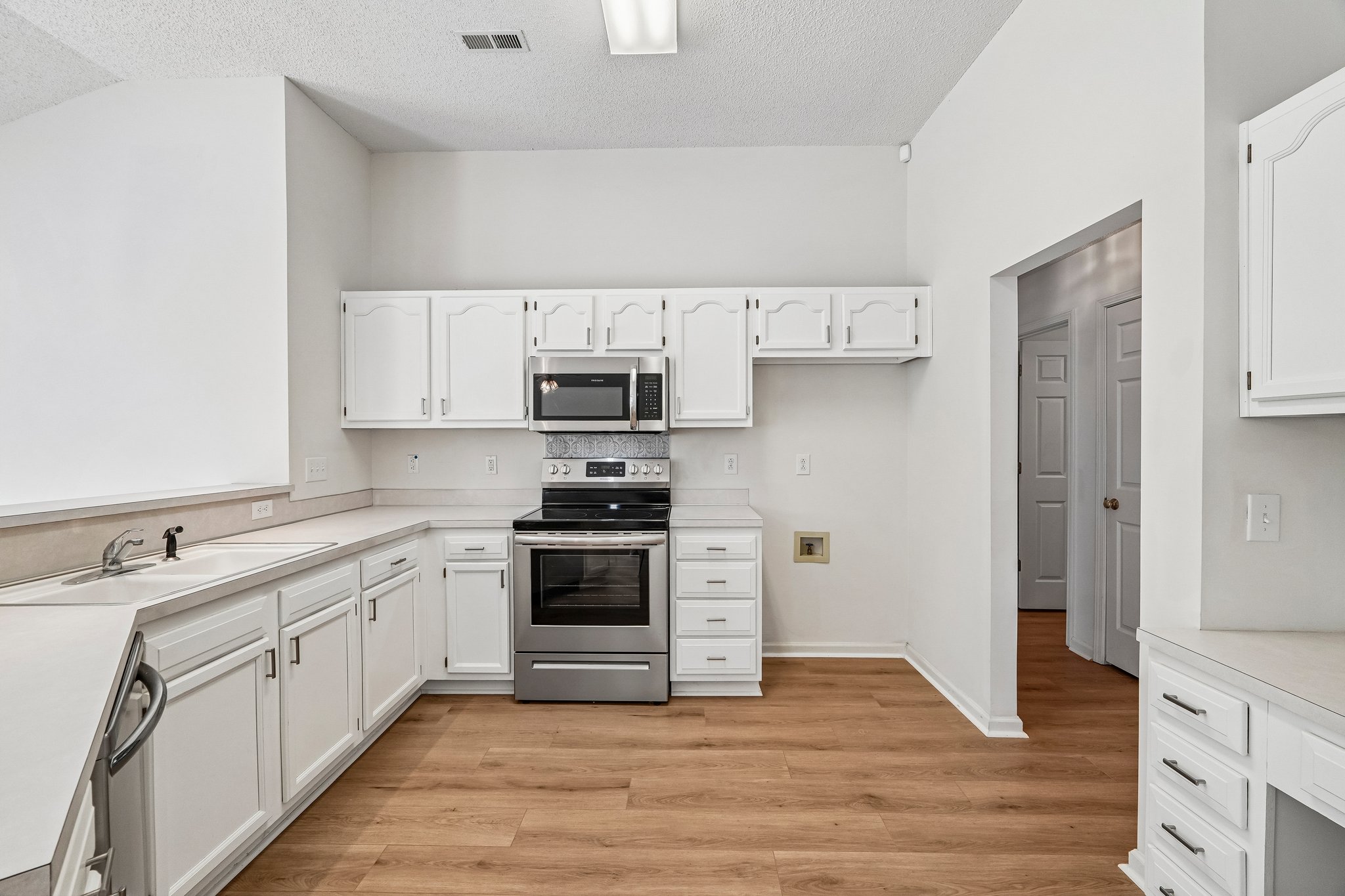 Wycliff Ct-S1107-017.jpg