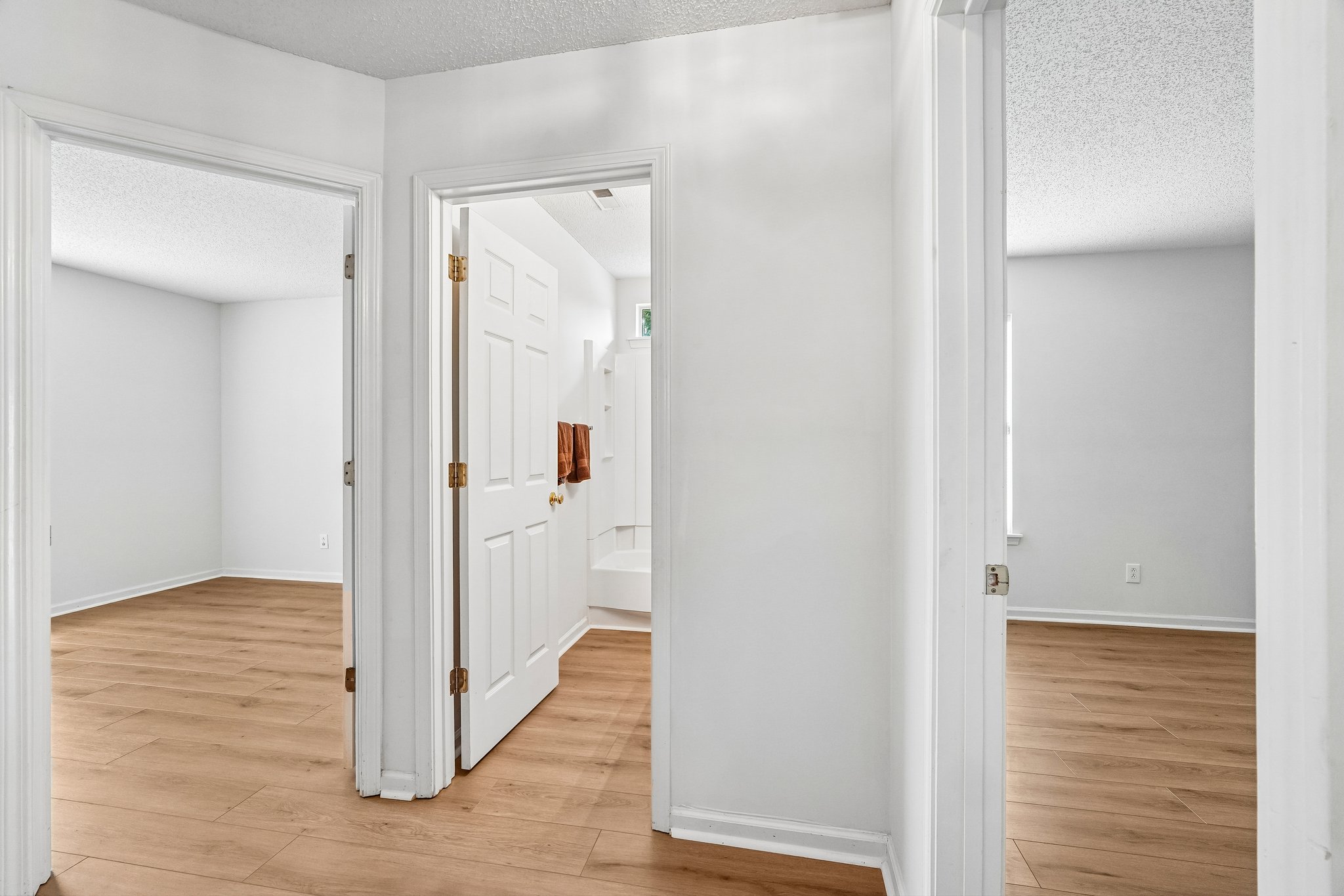 Wycliff Ct-S1107-020.jpg