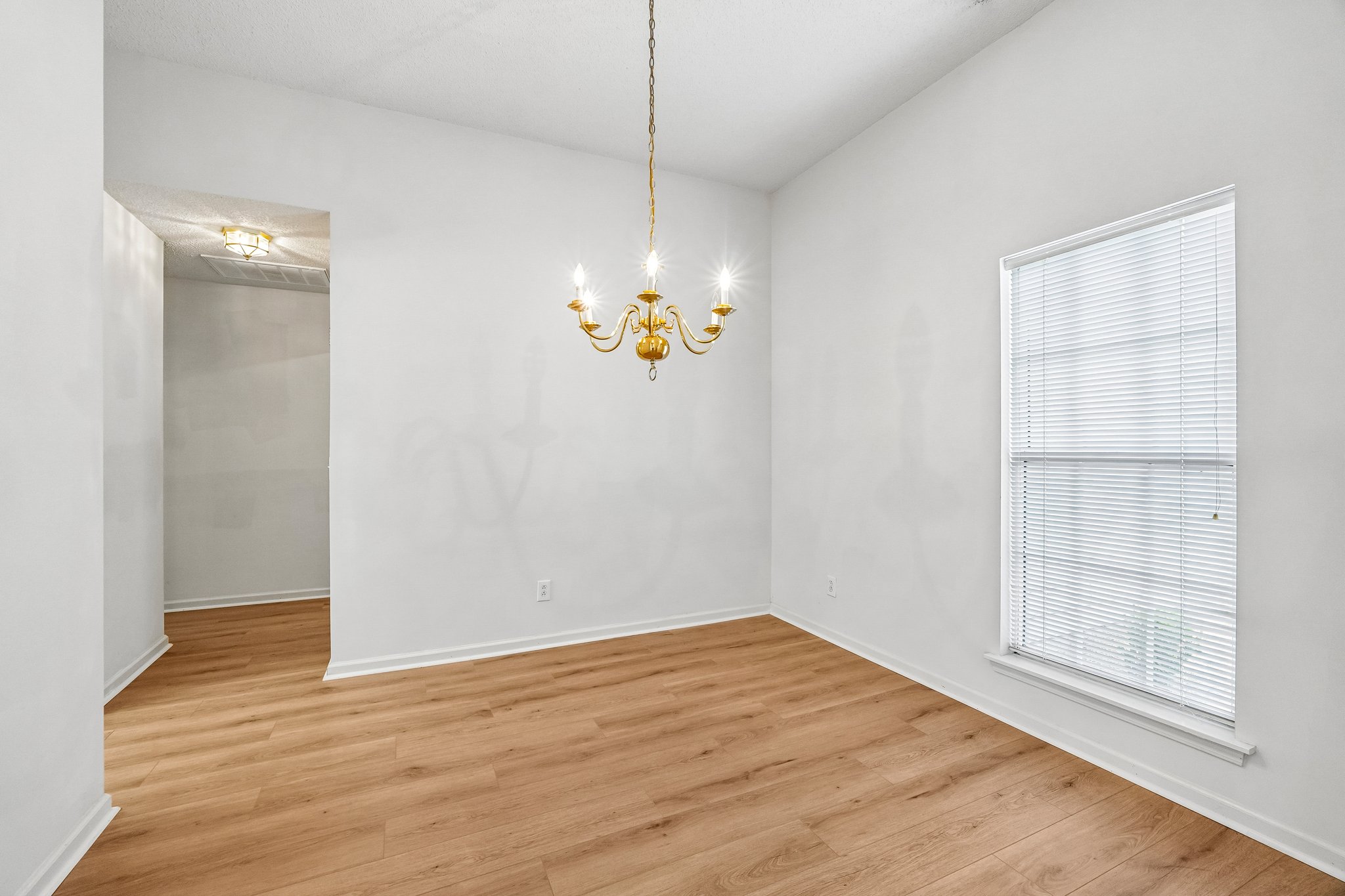 Wycliff Ct-S1107-027.jpg