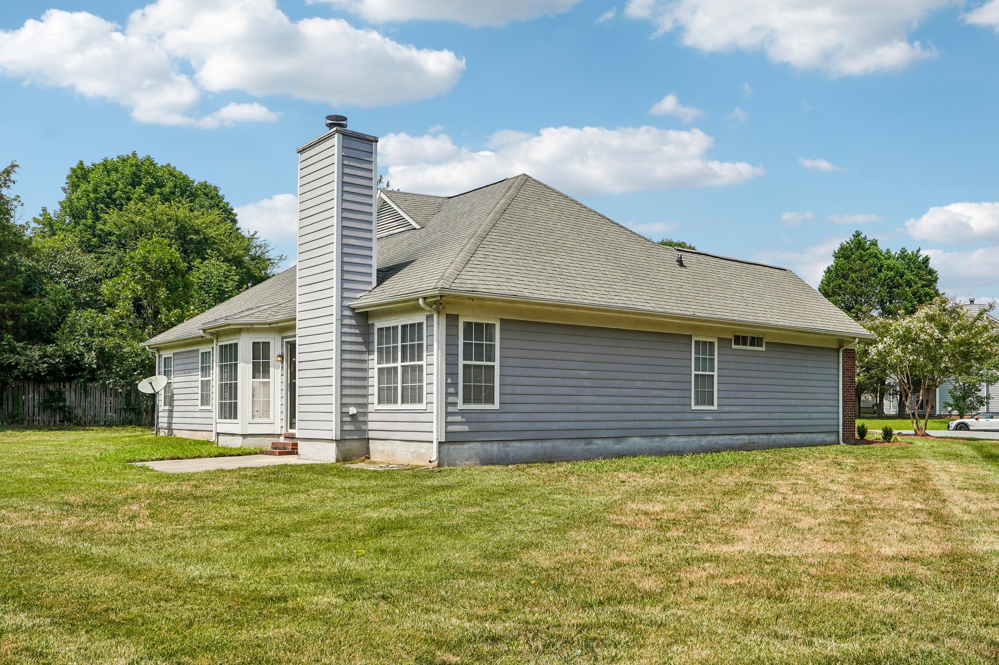 Wycliff Ct-S1107-035.jpg