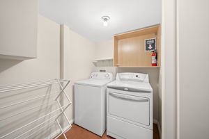 Laundry (Lower Unit B)