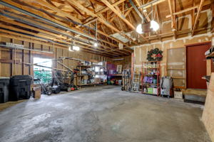 27 Garage interior