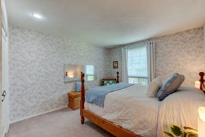  Photo 40