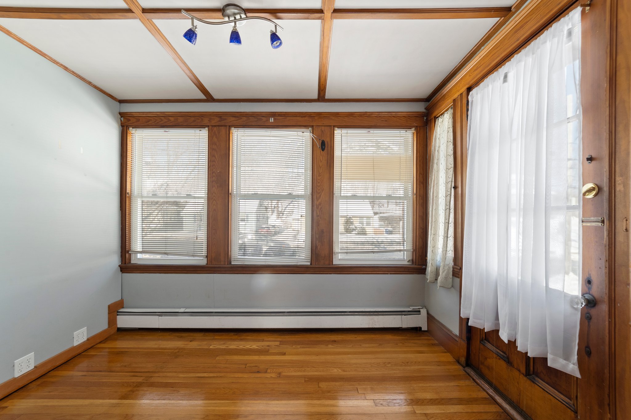 469 Loring Ave, Salem, MA 01970, USA Photo 22