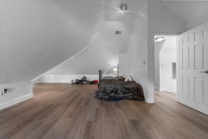  Photo 36
