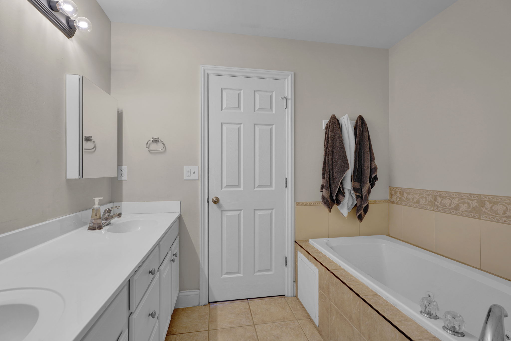 Primary bath