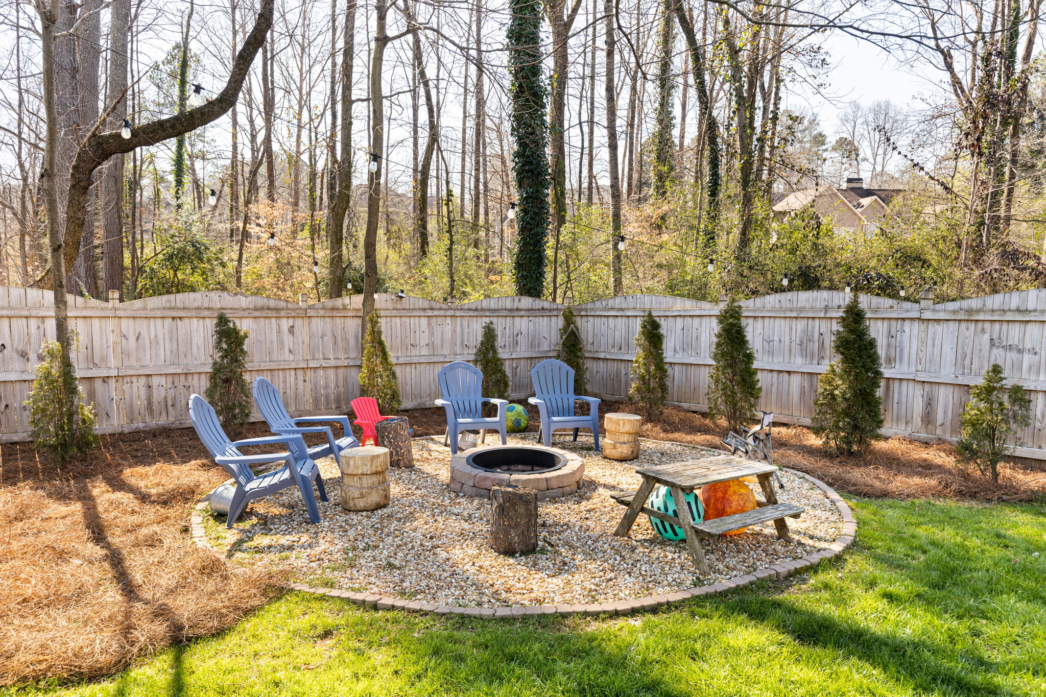 Mountain Creek Dr, Roswell, GA, USA Photo 35