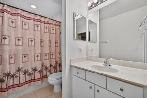 RS - Guest Bathroom