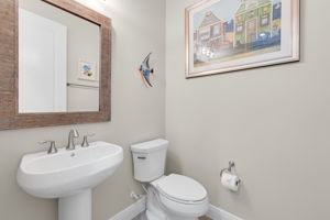 Guest Bathroom (2)