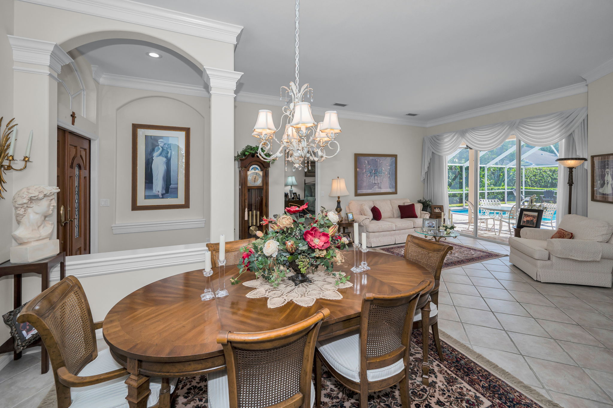 Dining Room4