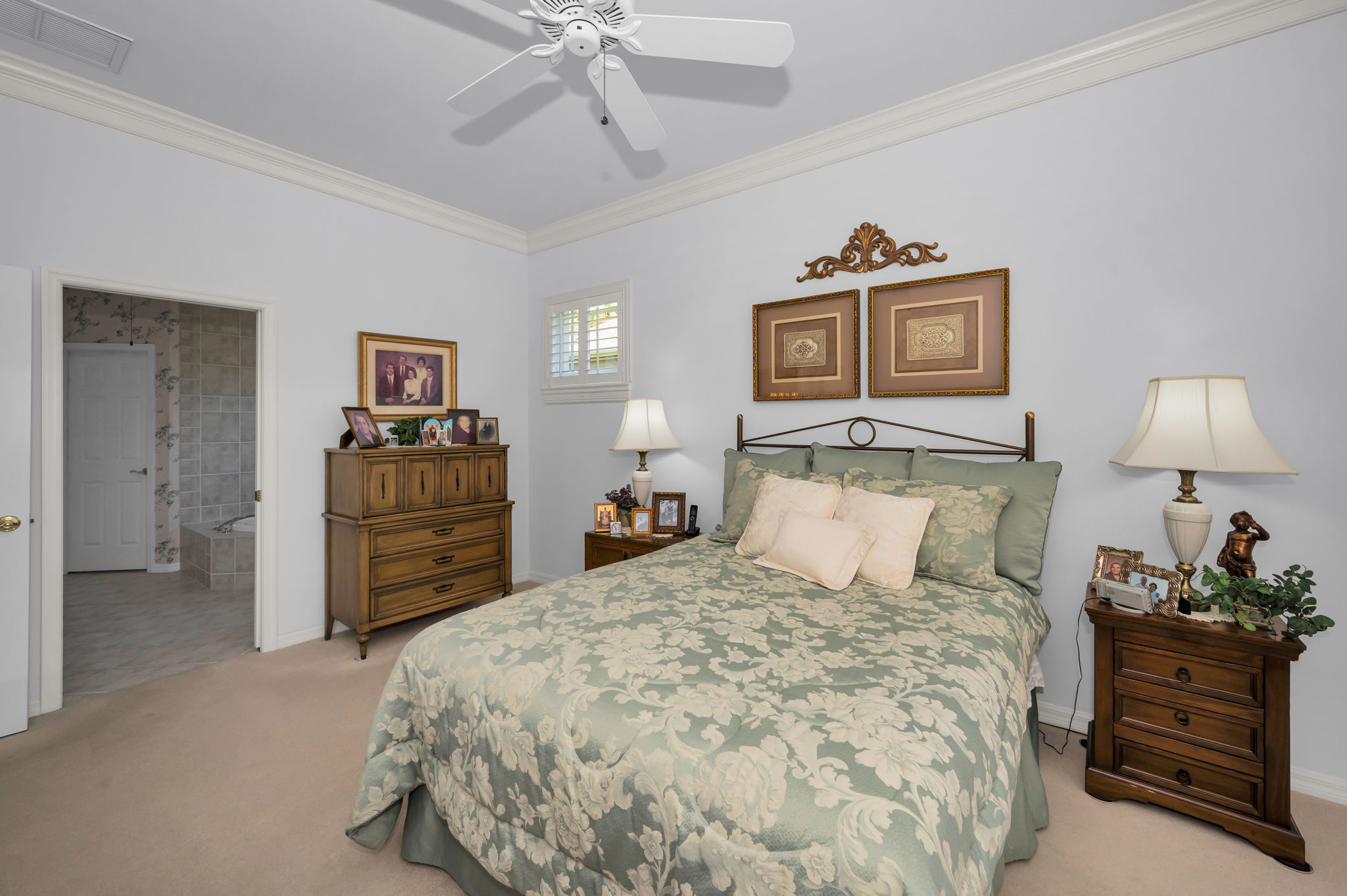 Master Bedroom1b