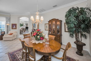 Dining Room3