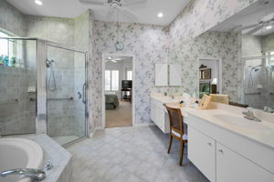 Master Bathroom1c