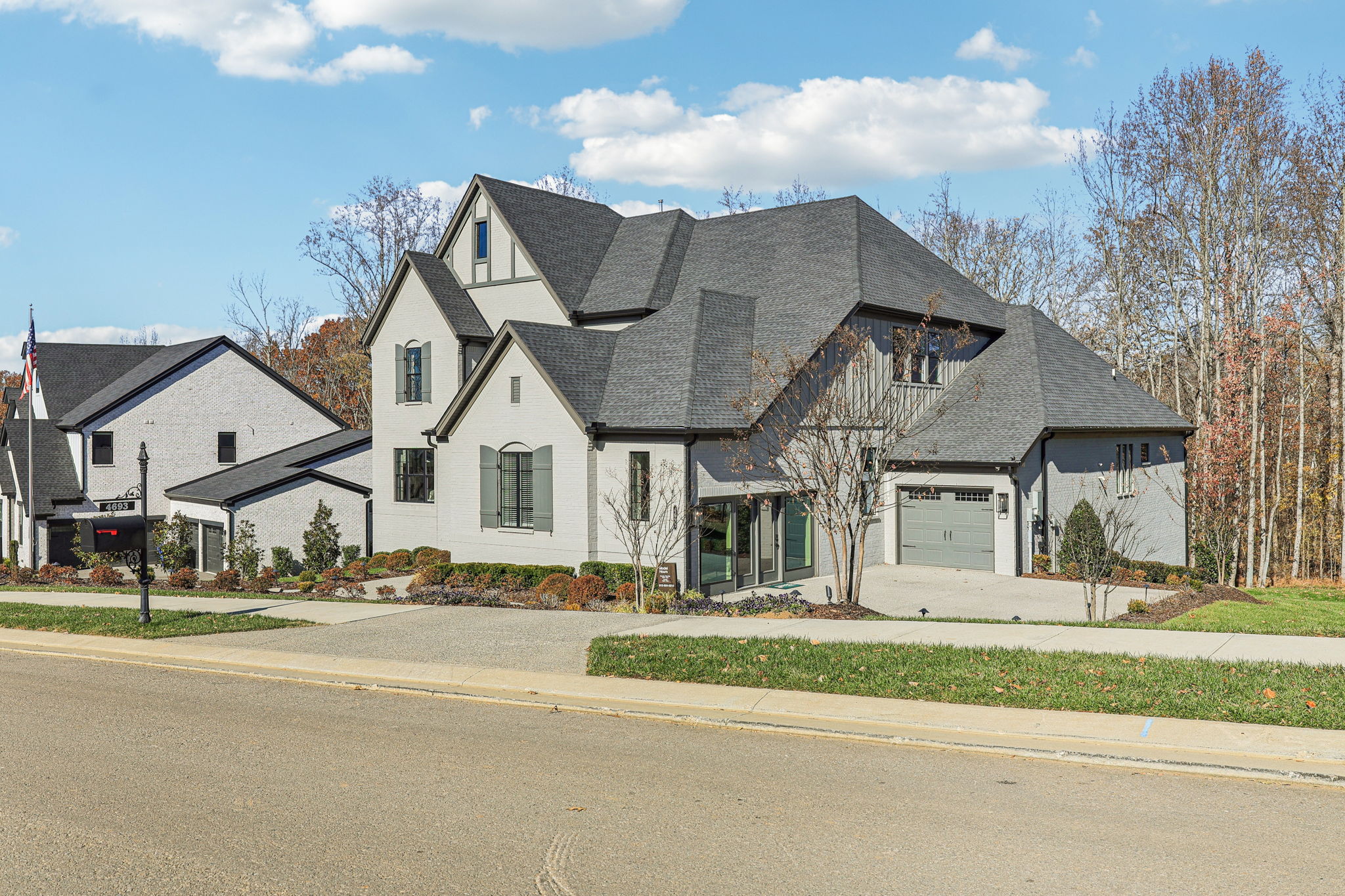 4693 Majestic Meadows Dr-S1811-005