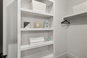 4693 Majestic Meadows Dr-S1811-066